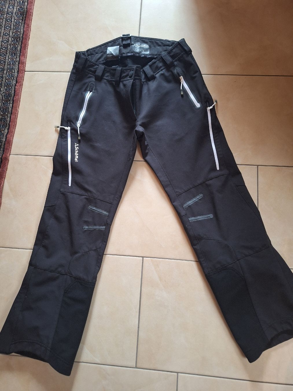 Schoeffel Pantaloni: Schöffel, Damen Skihose, schwarz – Usato da Glattbrugg venduto da Rene1766