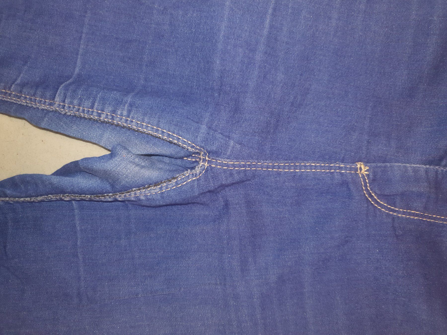 Jeans: Jeans blau – Usato da Moosseedorf venduto da Sonnenschein.. 2