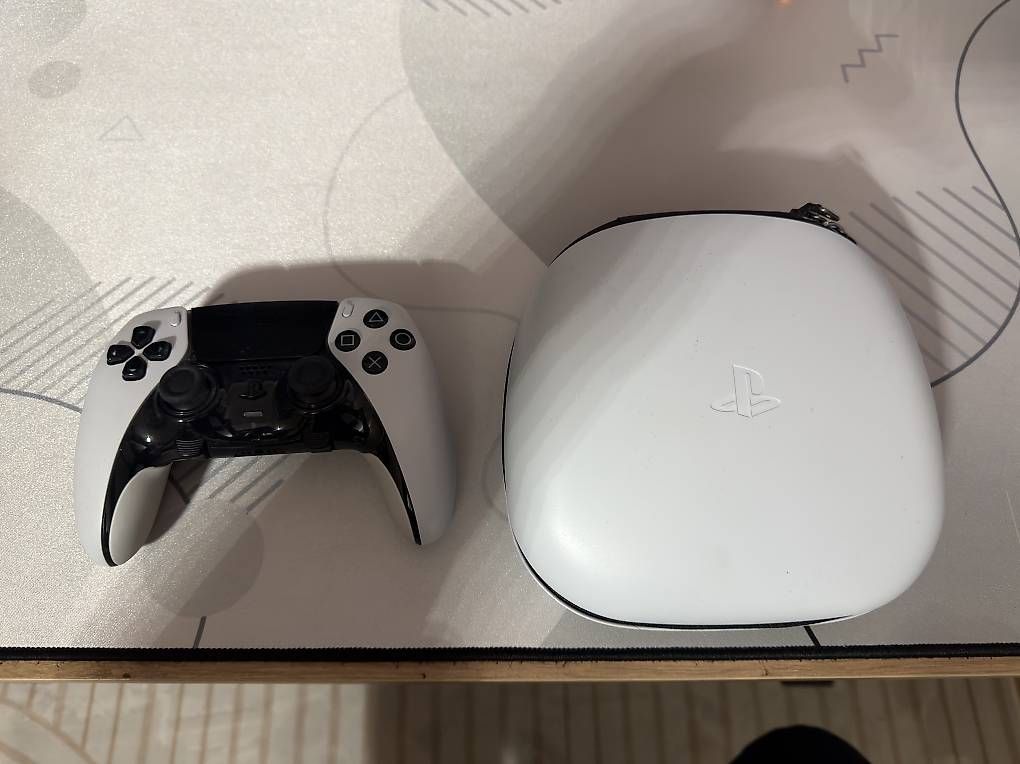 Console: PS5 Edge Controller zu Verkaufen – Usato da Amriswil venduto da flo_ff89