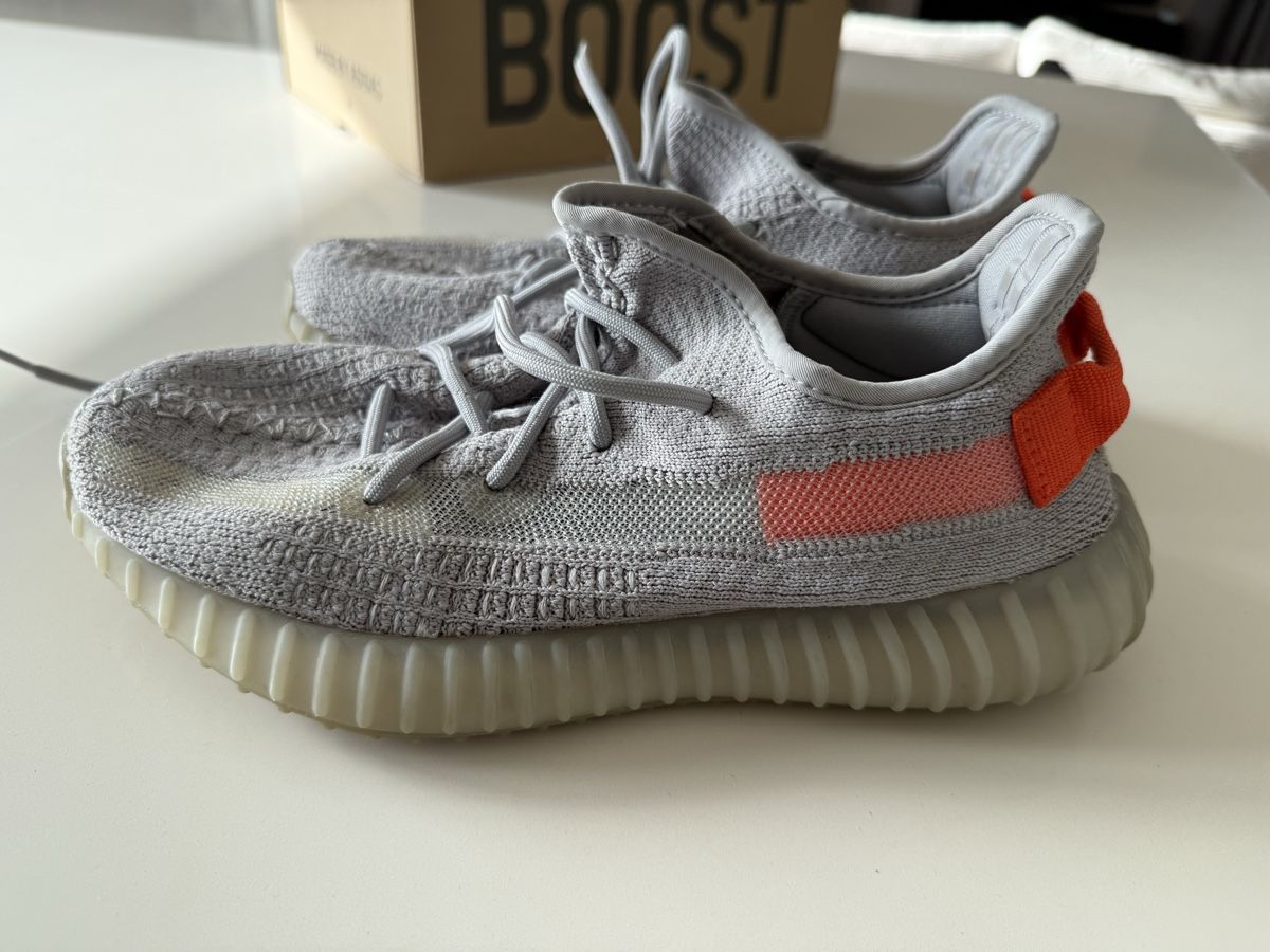 Adidas Scarpe da uomo: Yeezy Adidas size 39.5 – Usato da Châtelaine venduto da Veradat 3