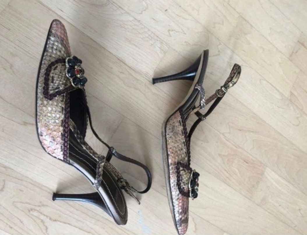 Scarpe da donna: Shy sandalen NP 599 – Usato da Schöfflisdorf venduto da Bling_it_on 1