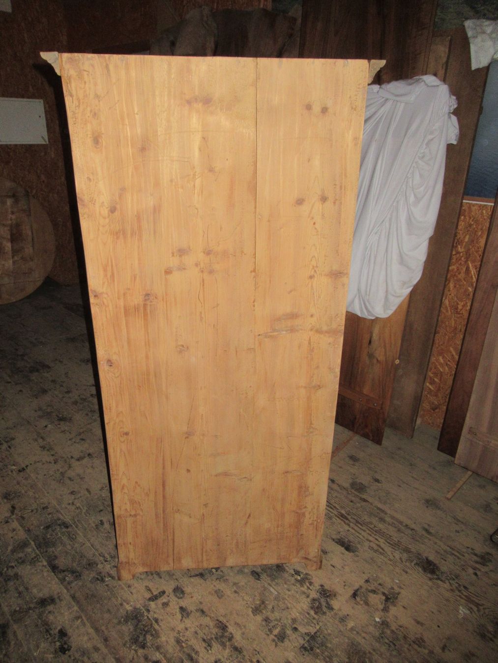 Armadi: Schrank (Tanne/ 176) – Usato da Berg SG venduto da Pizza58 8
