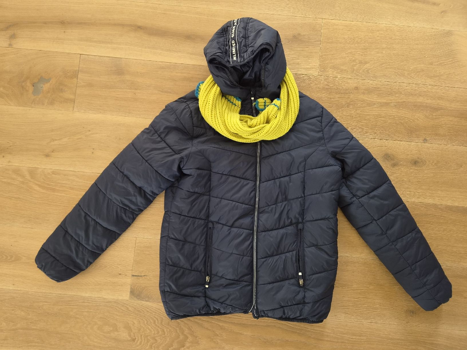 Lotti & Set di vestiti: Winterjacke blau Gr. 182 mit Schal – Usato da Stetten SH venduto da yackson