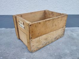 alte solide Holzkiste Kiste Transportkiste aus Holz