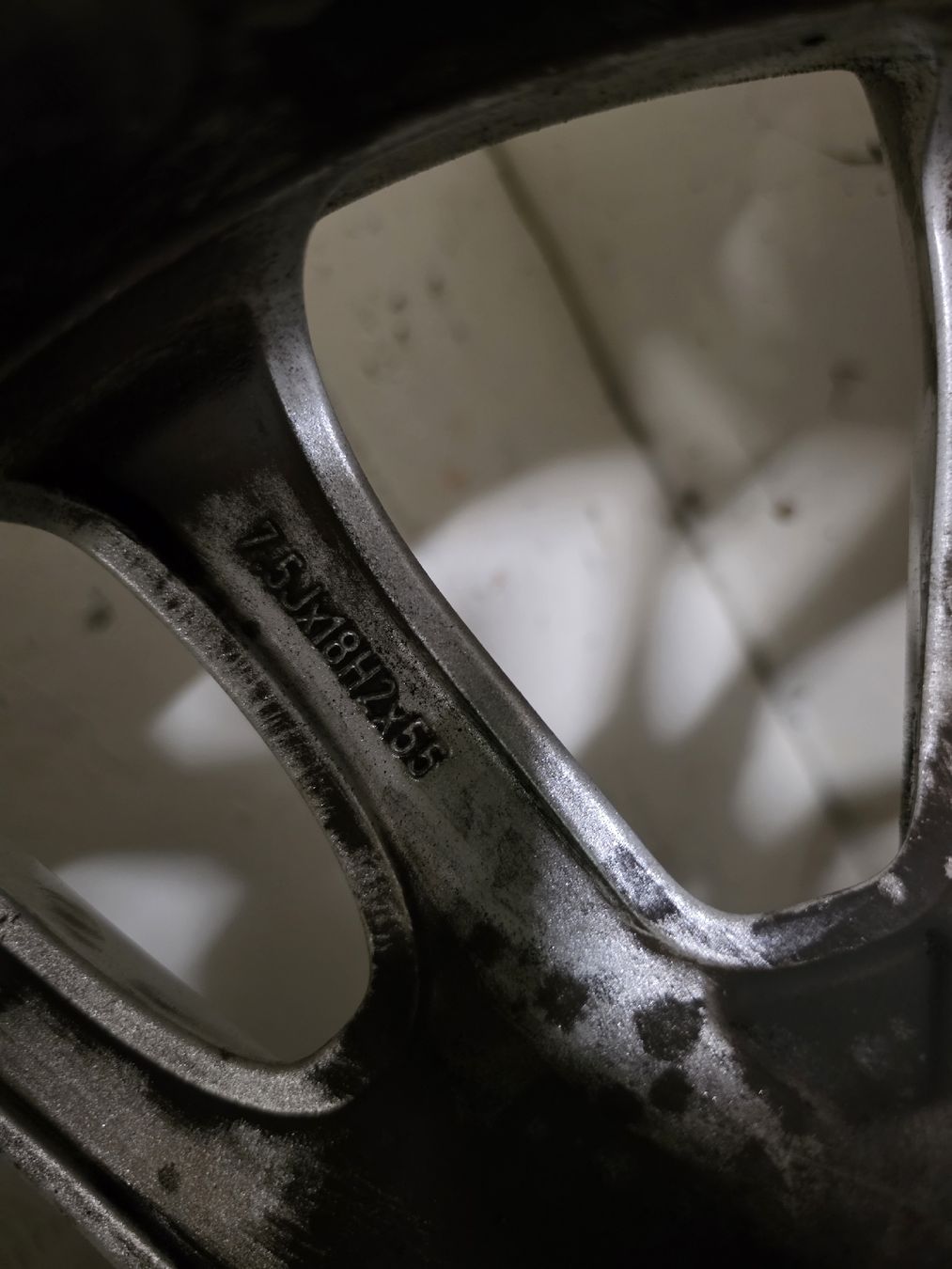 Pneumatici & Ruote complete: Volvo CX60 7.5x18 ET55 – Usato da Fislisbach venduto da artetuning 4
