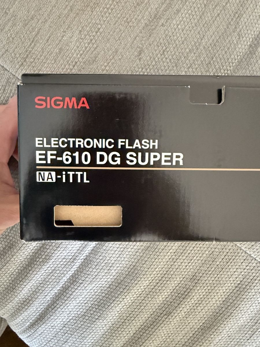 Sigma Flash: Sigma Electronic Flash EF-610 DG Super – Usato da Steffisburg venduto da sotterel