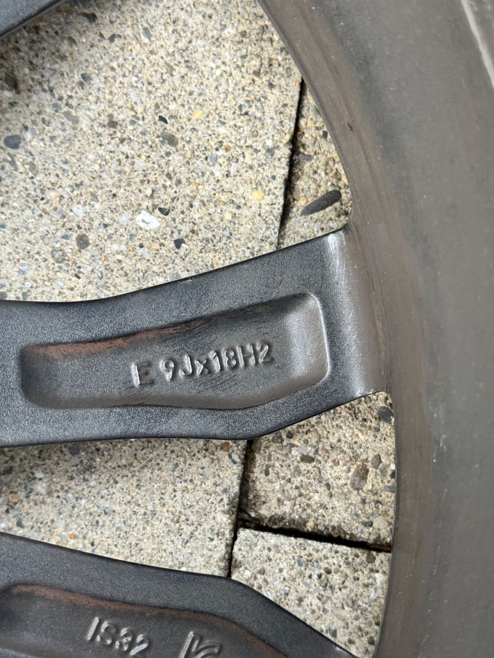 Continental Pneus & Roues: Räder zu verkaufen – D'occasion à Thusis par inf_hk95 3