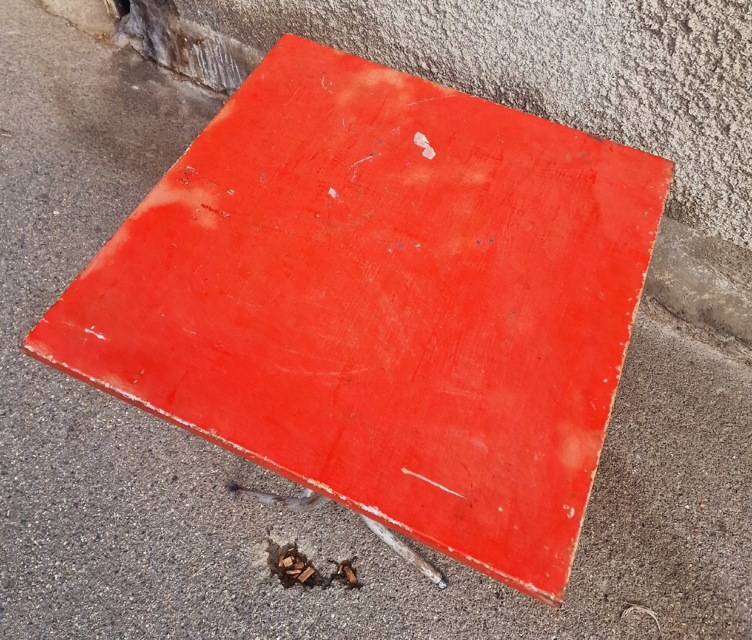 Tavoli: table de jardin vintage – Usato da Lausanne venduto da ama_2fz8 1