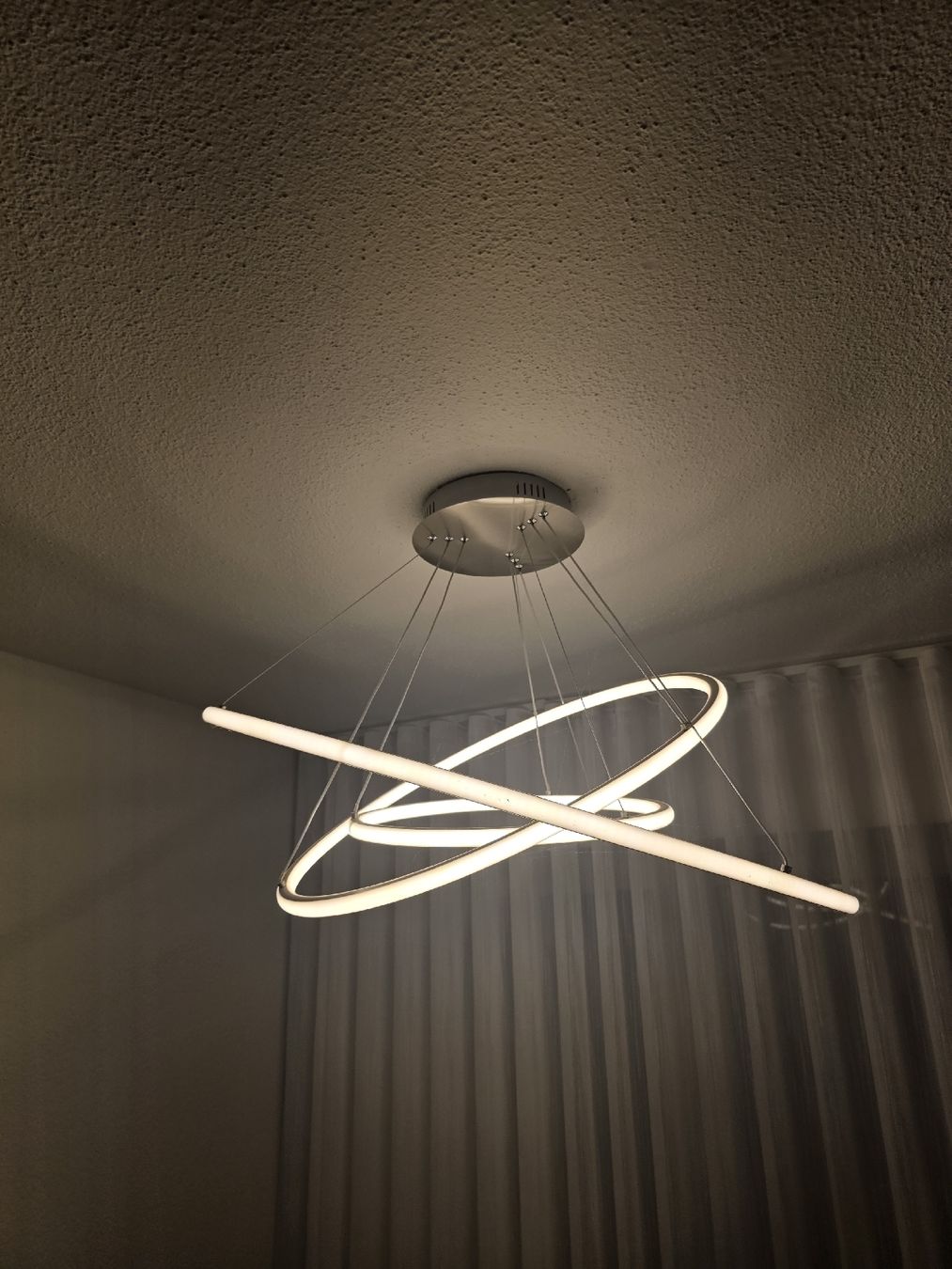 Lustres & lampes de plafonds: pendelleuchte  – D'occasion à Rickenbach b. Wil par MercedesBenz_