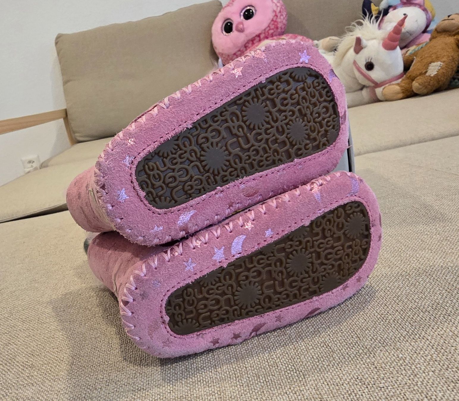 Ugg Scarpe per ragazzi: UGG Baby Schuhe-18 – Usato da Schlieren venduto da dan_8ypz 3