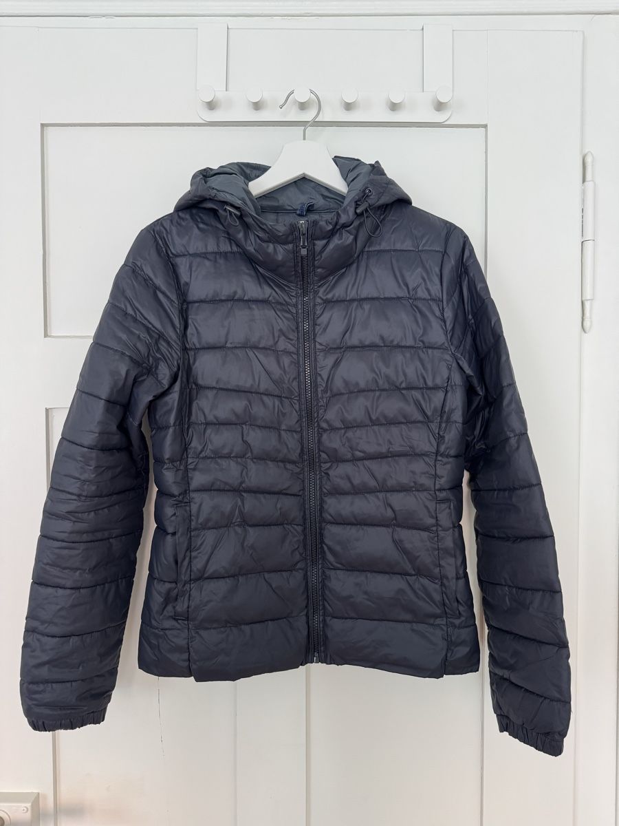 Only Jacken: Steppjacke ONLY dunkelblau – Gebraucht aus St. Gallen von BiancaL11