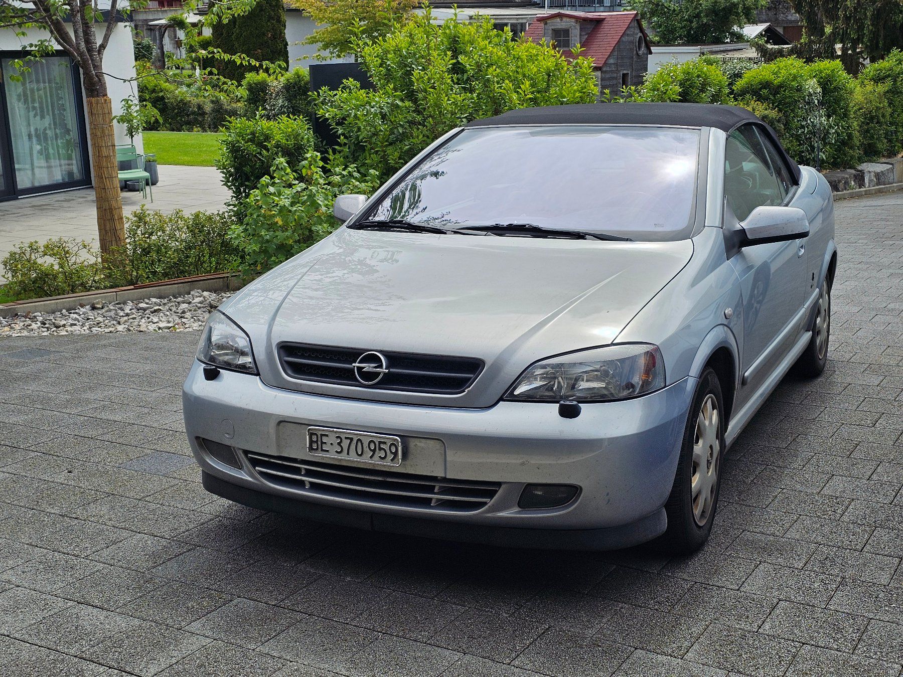 Opel Automobili: Opel Astra G 2.2 Cabriolet – Usato da Seedorf BE venduto da REWOLO