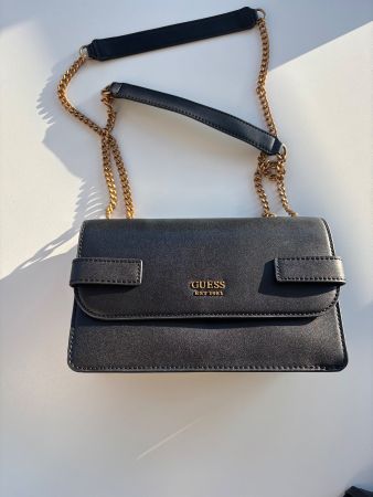 Guess Schultertasche Schwarz