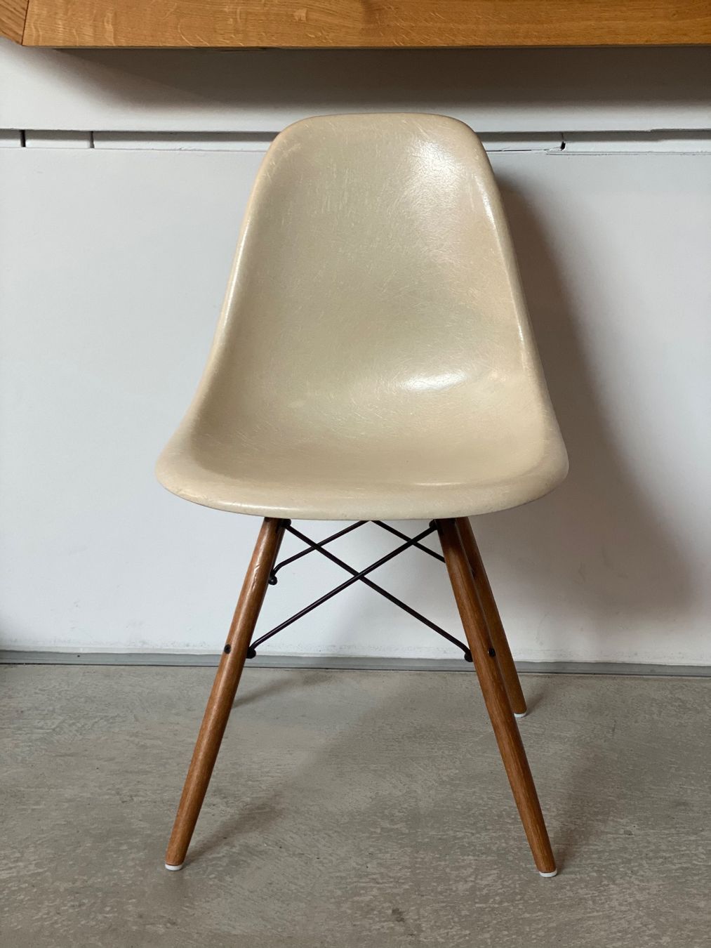 Herman Miller Stühle: Eames Herman Miller Parchment – Gebraucht aus Thalwil von Catha10 2