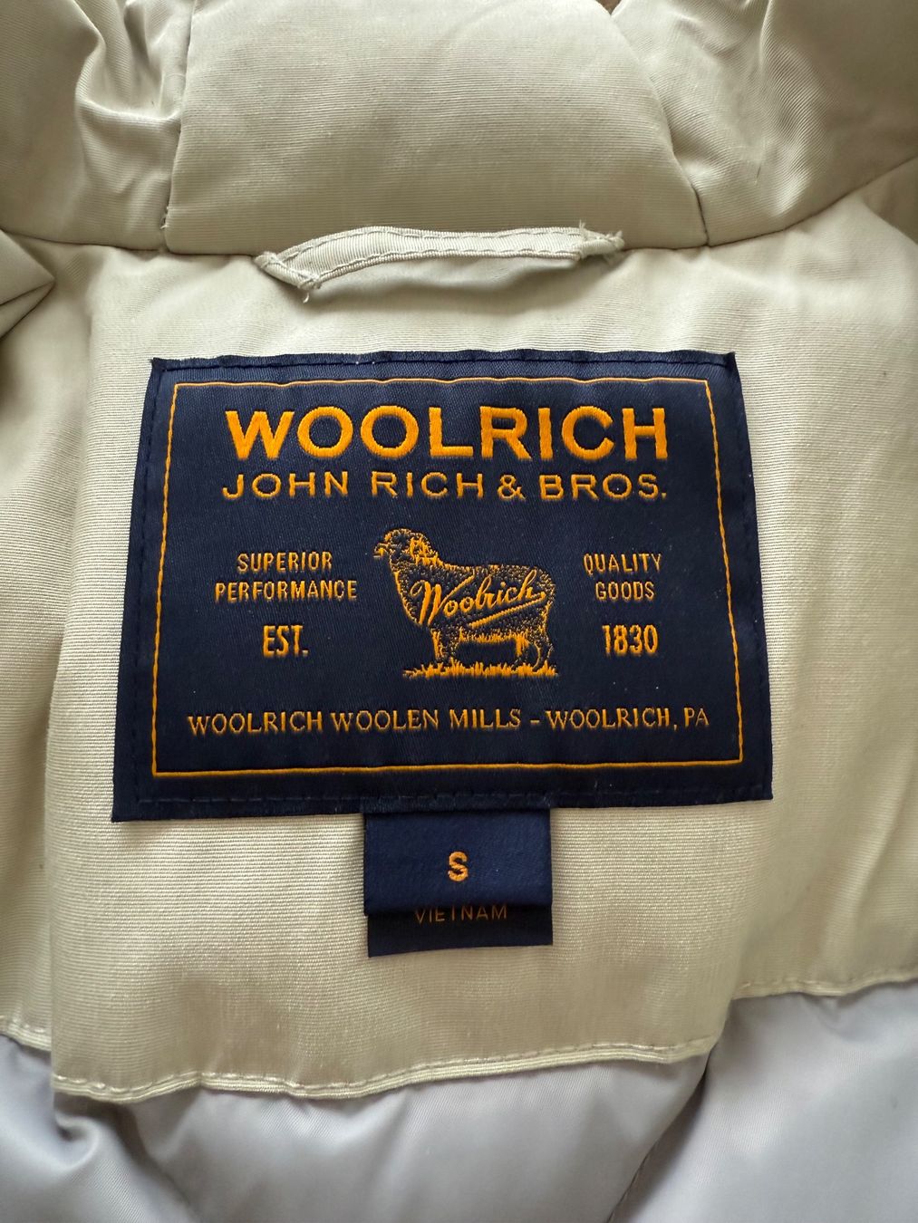 Woolrich Vestes: Damen Winterjacke – D'occasion à Luzern par Sandiego2006 3