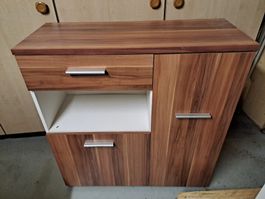 Schönes Sideboard in Holzoptik - viel Stauraum! Top!