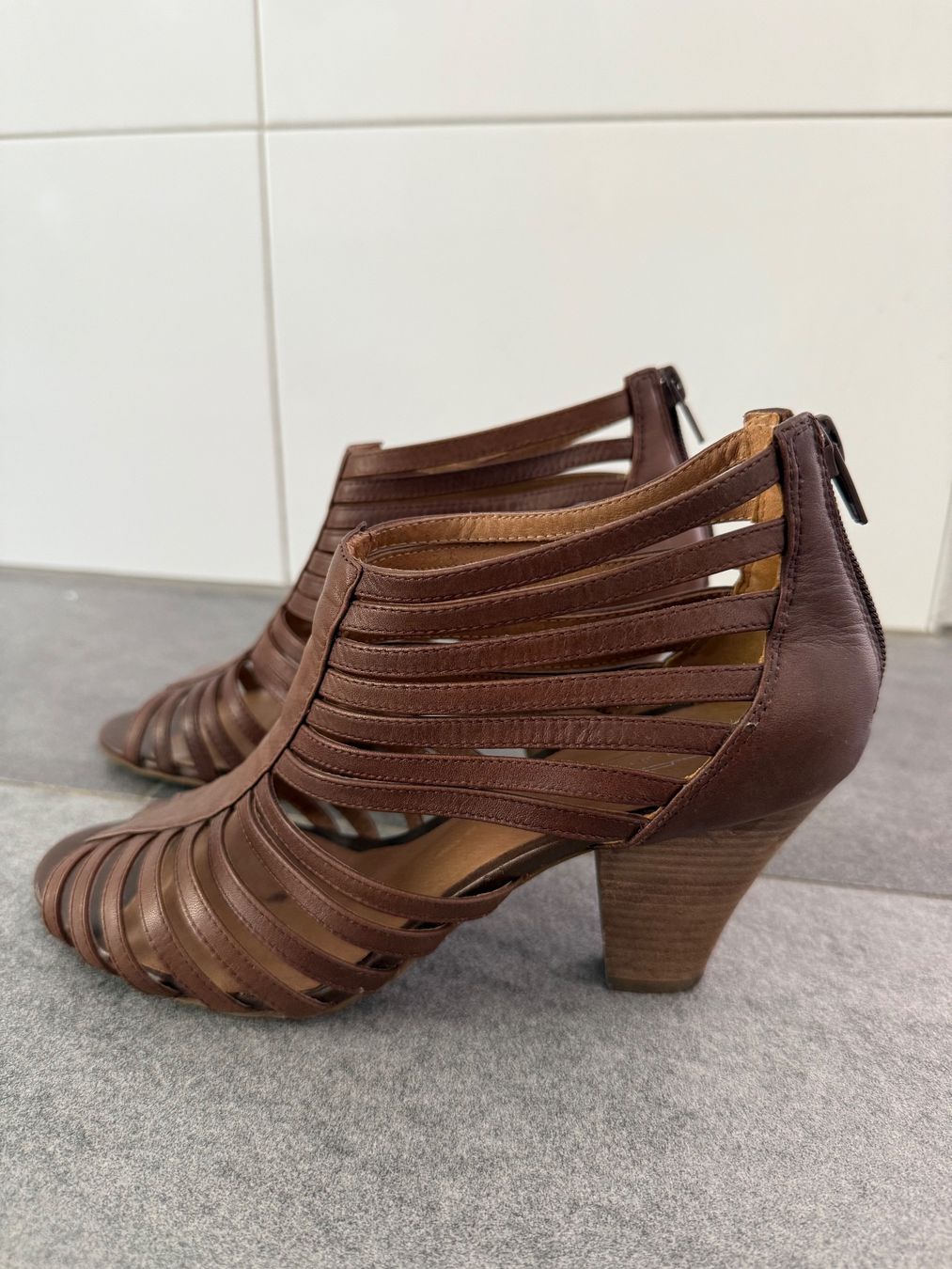 Scarpe da donna: Echtleder Stiefeletten braun Gr. 39 – Nuovo (secondo la descrizione) da Oetwil an der Limmat venduto da Prinzaessli123