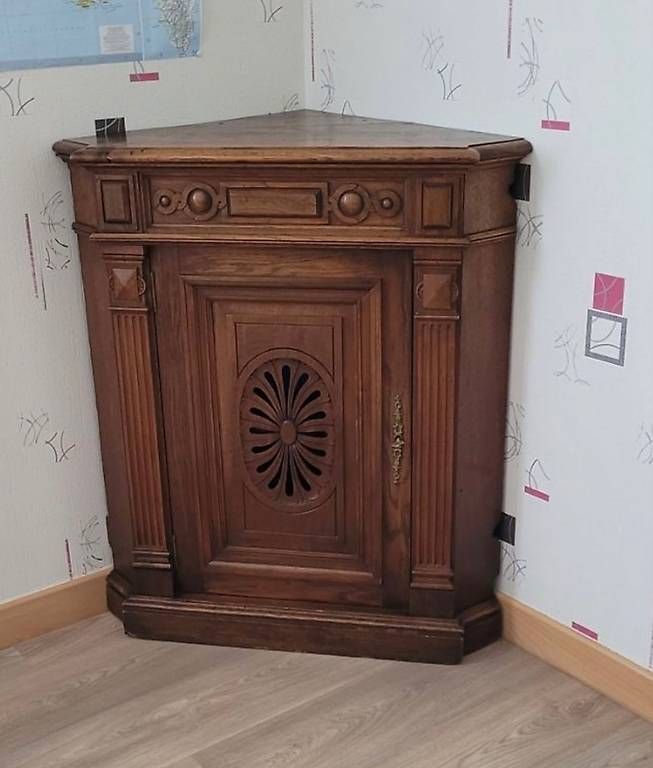Cassettiere: Meuble de coin ancien  – Usato da Rolle venduto da geo_xl8h