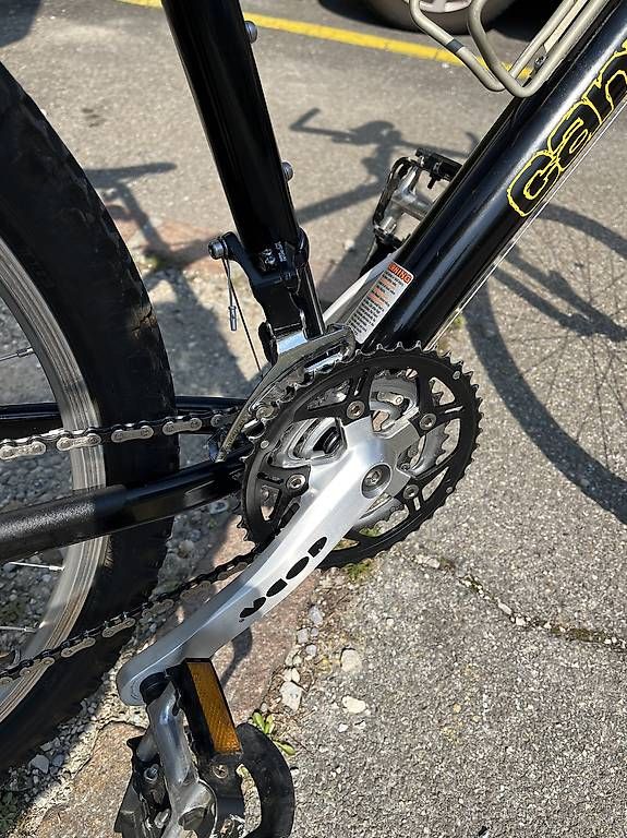 Cannondale Biciclette: Cannondale 26" MTB schwarz – Usato da Rütihof venduto da Europeo60 3