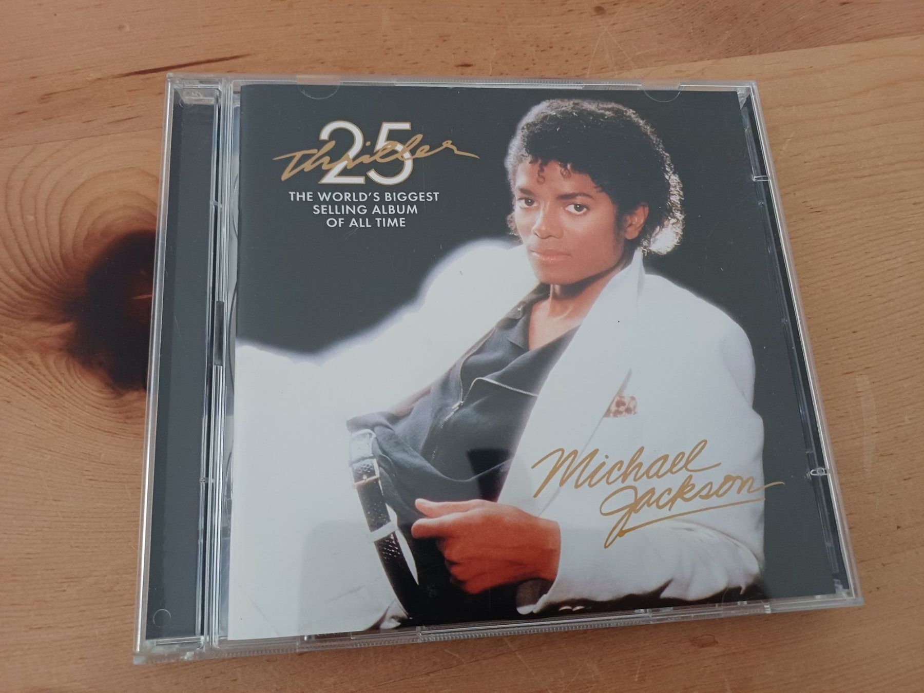 CD: Michael Jackson Thriller  - 25th Anniver. Ed. (CD/DVD) – Usato da Jona venduto da Rreto71