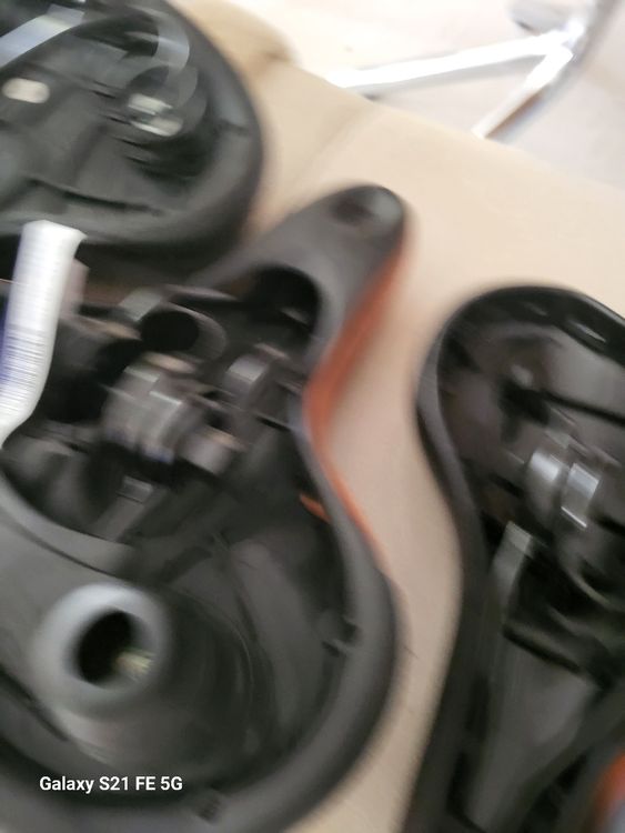 Pezzi di ricambio: 4 velo sattel top preis ! – Nuovo (secondo la descrizione) da Duggingen venduto da tamola67 6