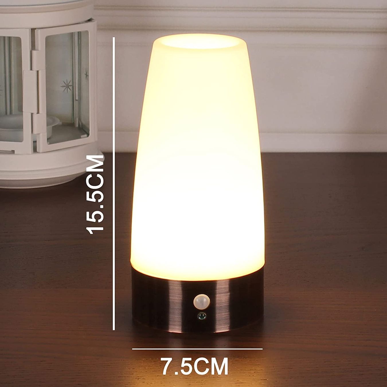 Lampes: 2 STÜCK NACHTTISCHLAMPE MIT BEWEGUNGSSENSOR LAMPE RETRO – Neuf avec emballage d'origine à Hundwil par Equiply 1