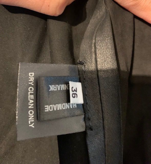 Gilet & Giacche senza maniche: UTZON leather vest – Usato da Dallenwil venduto da ZD2019 4