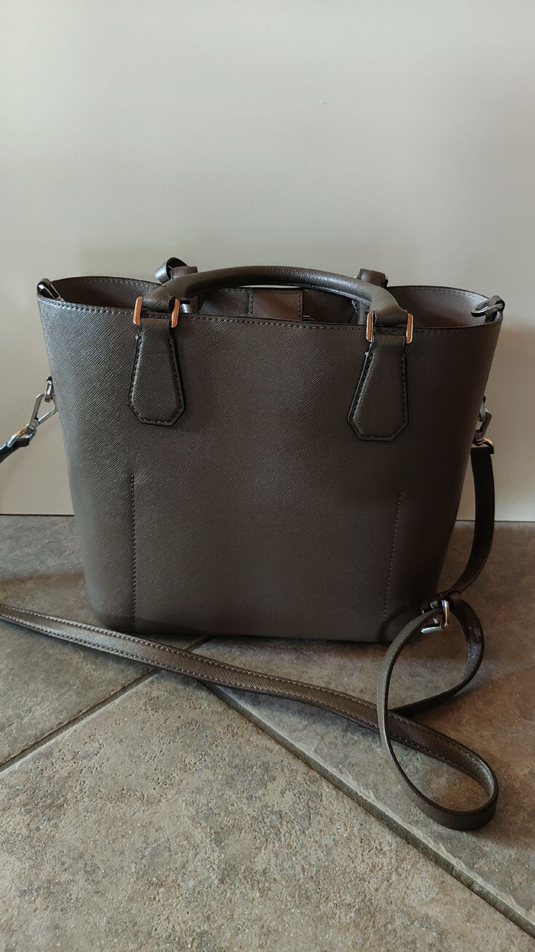 Michael Kors Borse da donna: Michael Kors Greenwich Large Grab Bag Grey – Nuovo e nell'imballaggio originale da Davos Platz venduto da egl_h2gt 4
