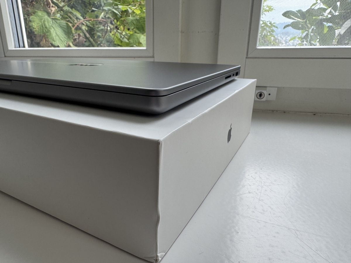 Apple Portables: MacBook Pro 14 M1 Pro, 93% Akku, 16/512 – D'occasion à Küsnacht Zh par gal_s6dj 6