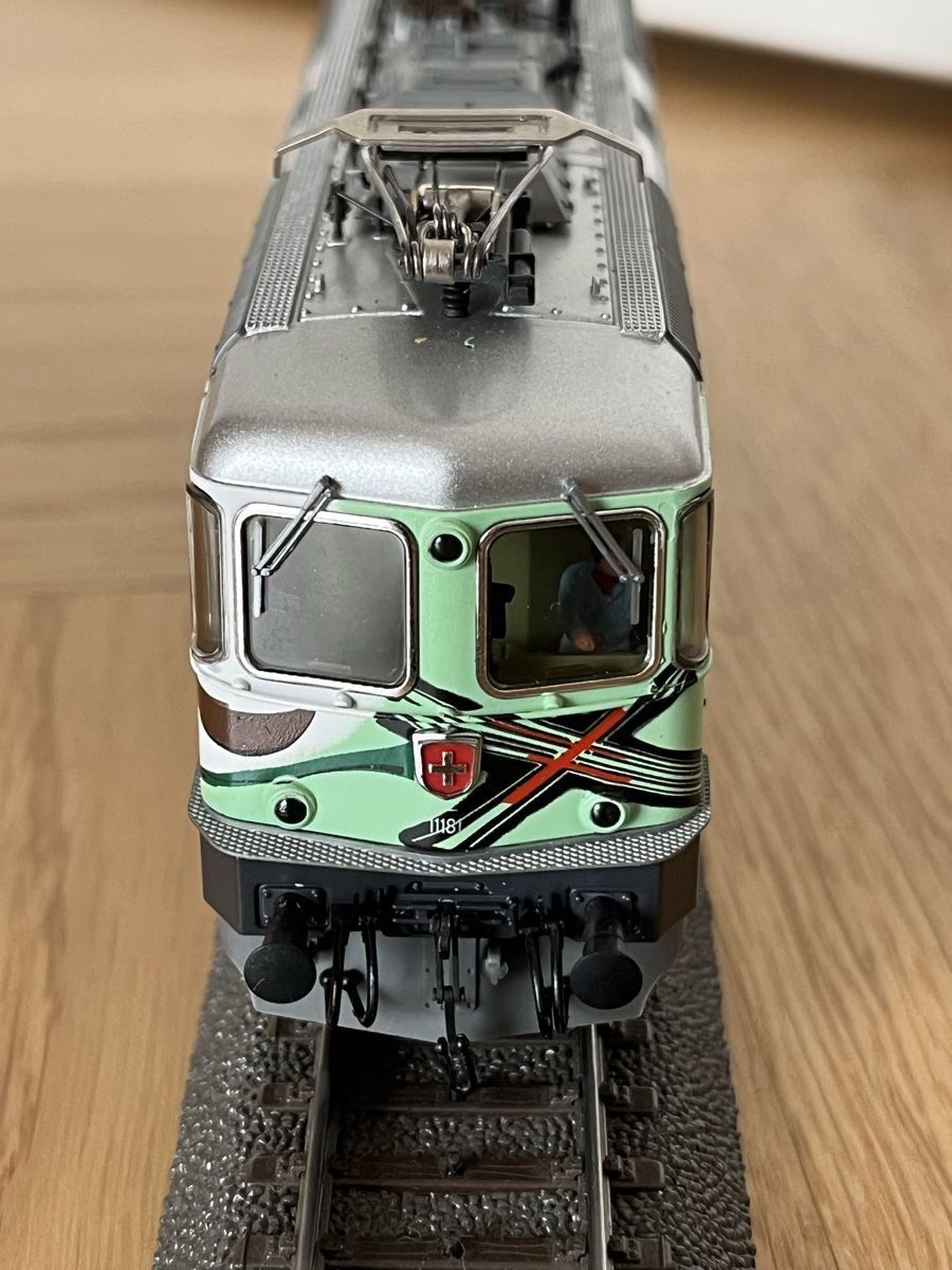 Hag Modellini di ferrovie: SBB Re 4/4 Bourret Hag AC Digital – Usato da Basel venduto da Re620_11627 2