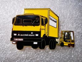 Ansteckpin 5: Postlastwagen und Stapler Deutsche Post