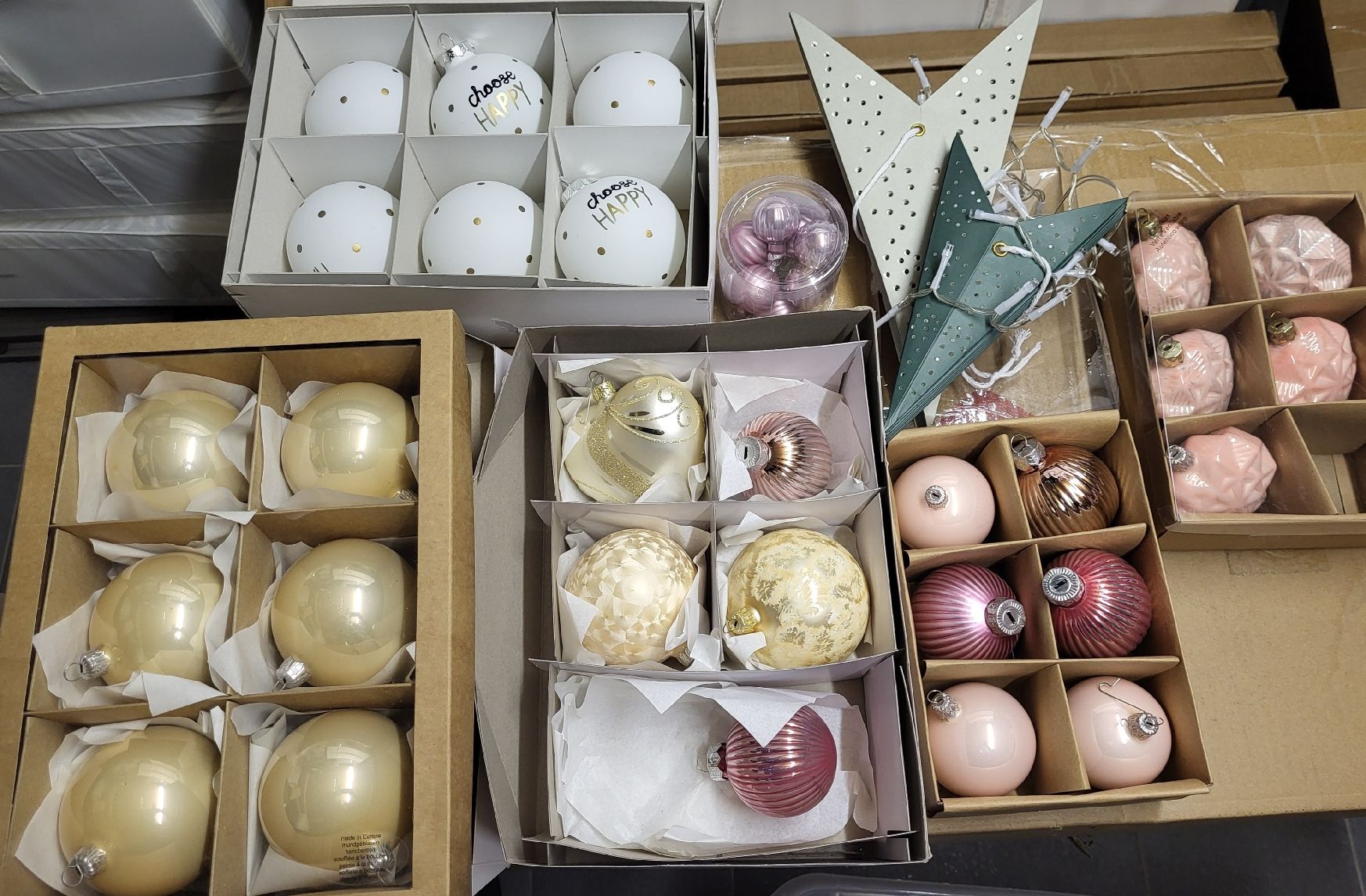 Tutte le decorazioni: Weihnachtsdeko Paket – Nuovo (secondo la descrizione) da Kreuzlingen venduto da sko_9v6b 1