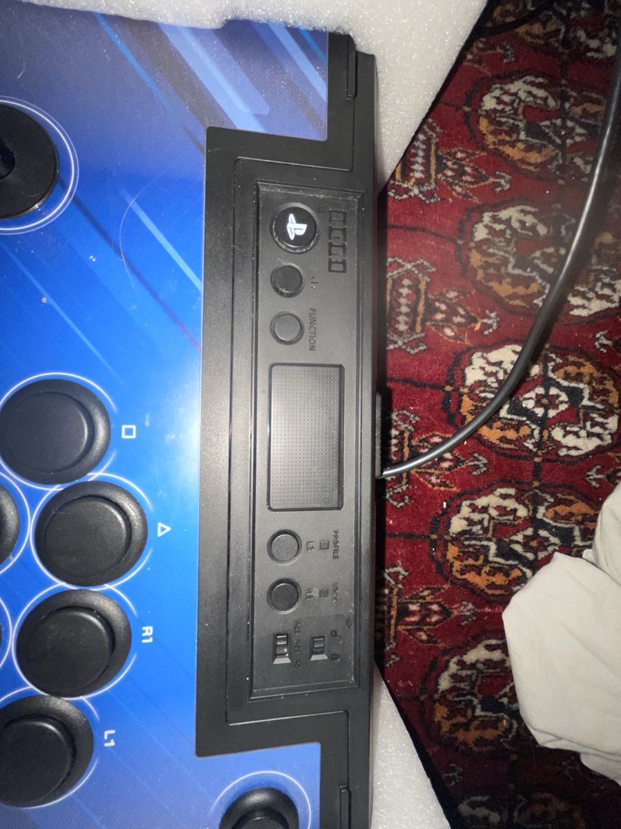 Controller: Hori Fighting Stick – Usato da Wettingen venduto da cha_yk7x 3