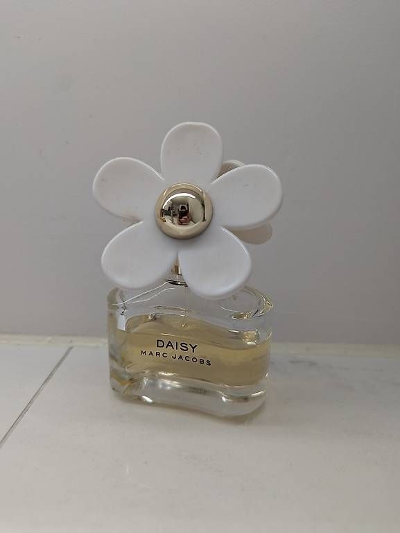 Profumi & Eau de Toilette: Parfüm Daisy von Marc Jacobs – Usato da Zürich venduto da muellkatze