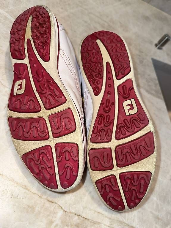 Damenschuhe: Golfschuhe  – Gebraucht aus Herrliberg von Verenawo5 2