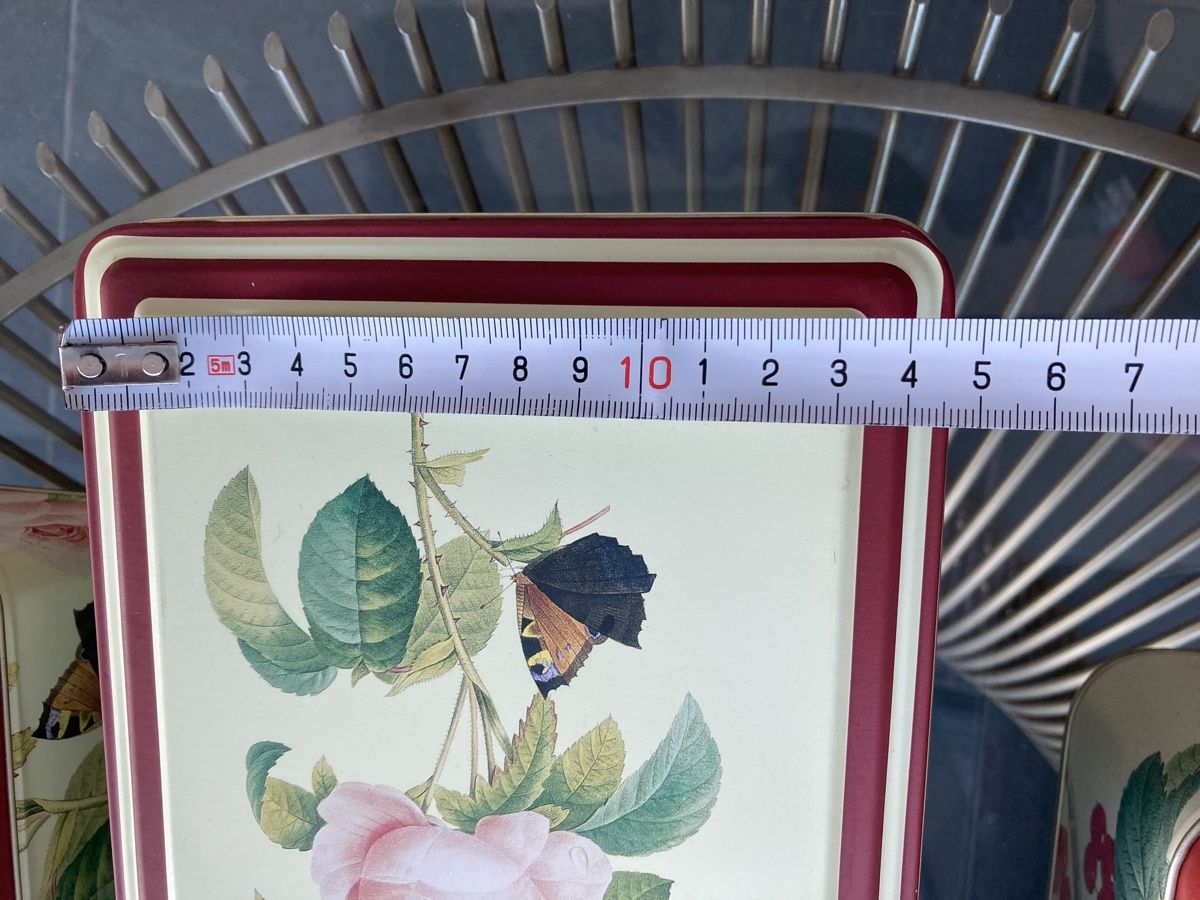 Tutte le decorazioni: Wunderschöne Blechdose mit Rosenmotiv, neu, Nostalgie – Nuovo e nell'imballaggio originale da Zürich venduto da dolcicaramelle2 4