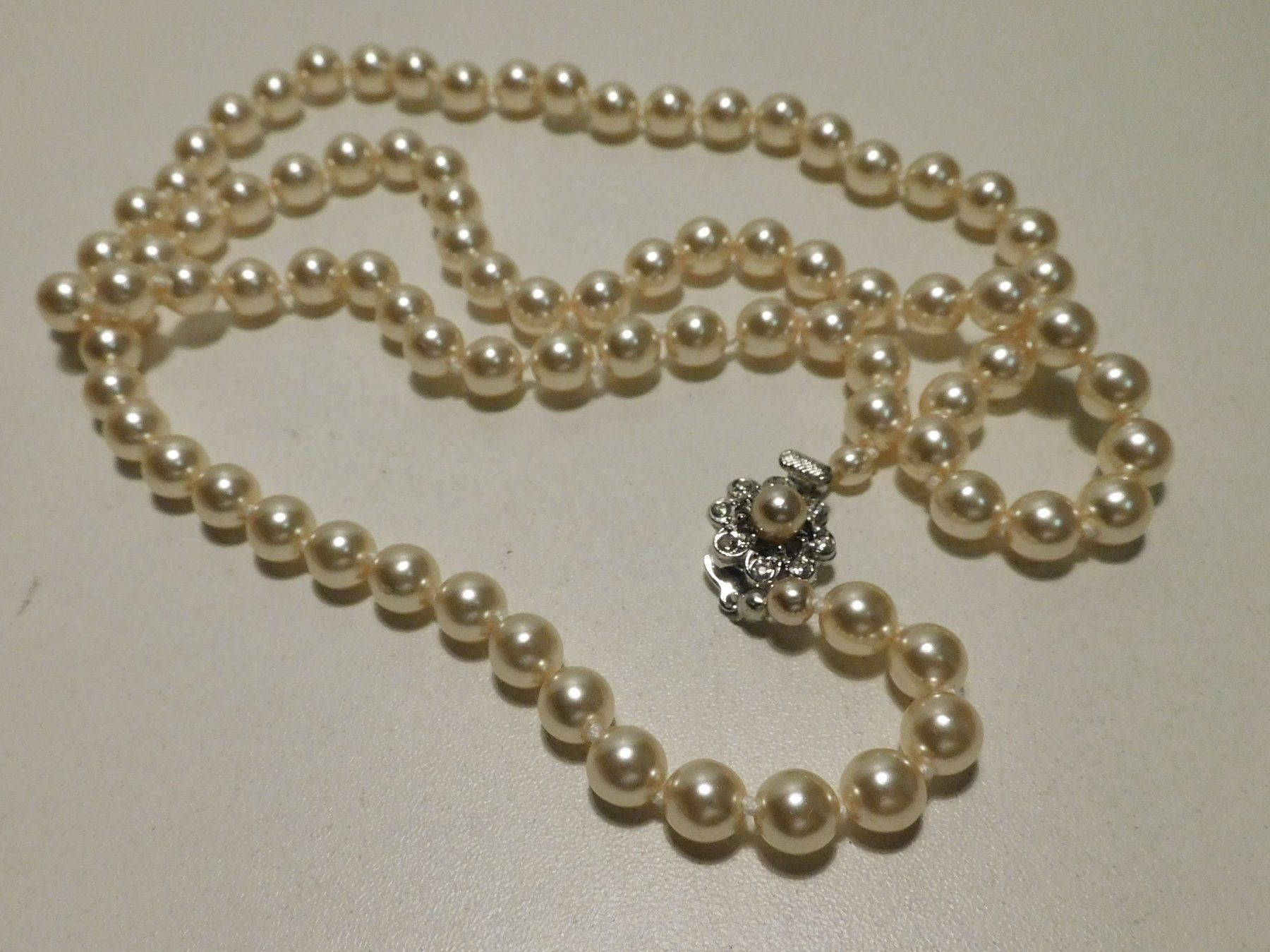 Catenine: Perlenkette Halskette Schmuck – Usato da Sursee venduto da 76