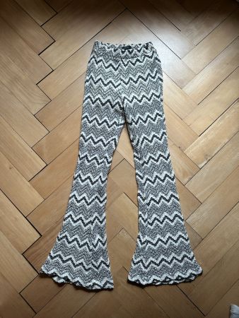 BERSHKA - Hippie Boho Strickhose crème-schwarz S