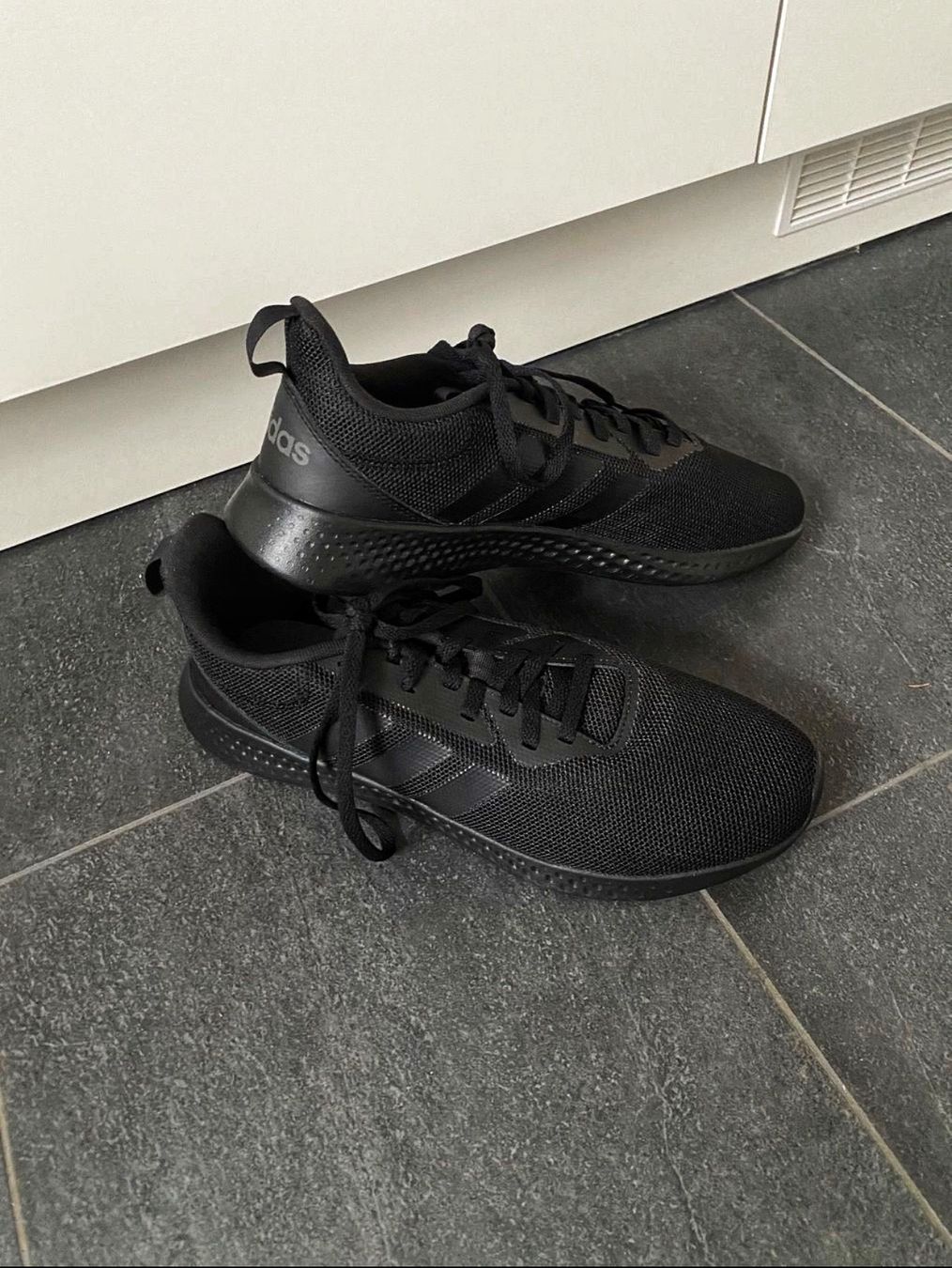 Adidas Scarpe da uomo: Adidas Sneakers Gr.46 2/3 – Usato da Kriens venduto da saleworld 1