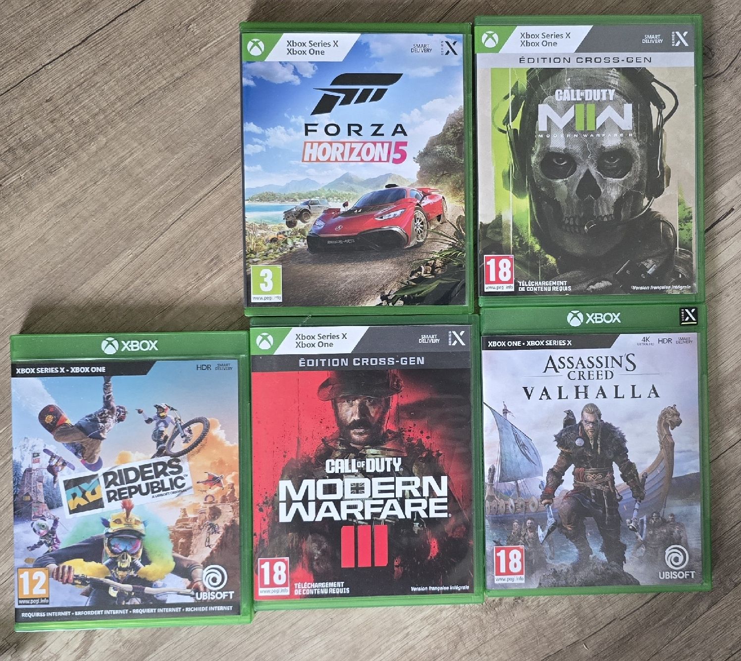 Microsoft Konsolen: Xbox Series X + 5 jeux + manette – Gebraucht aus Lully VD von sgo_k92q 1