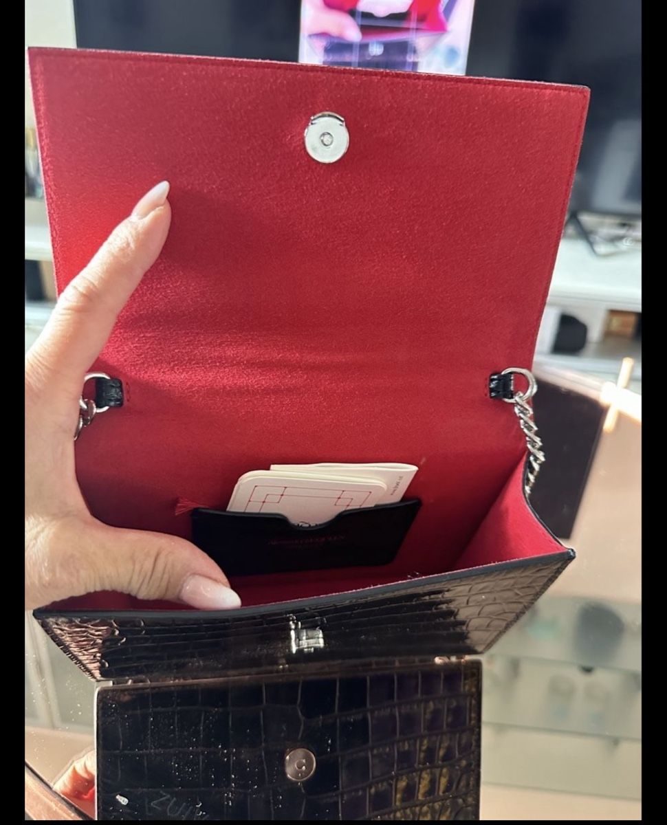 Alexander Mcqueen Borse da donna: Sac authentique Alexander McQueen – Nuovo (secondo la descrizione) da Peseux venduto da camosport 4