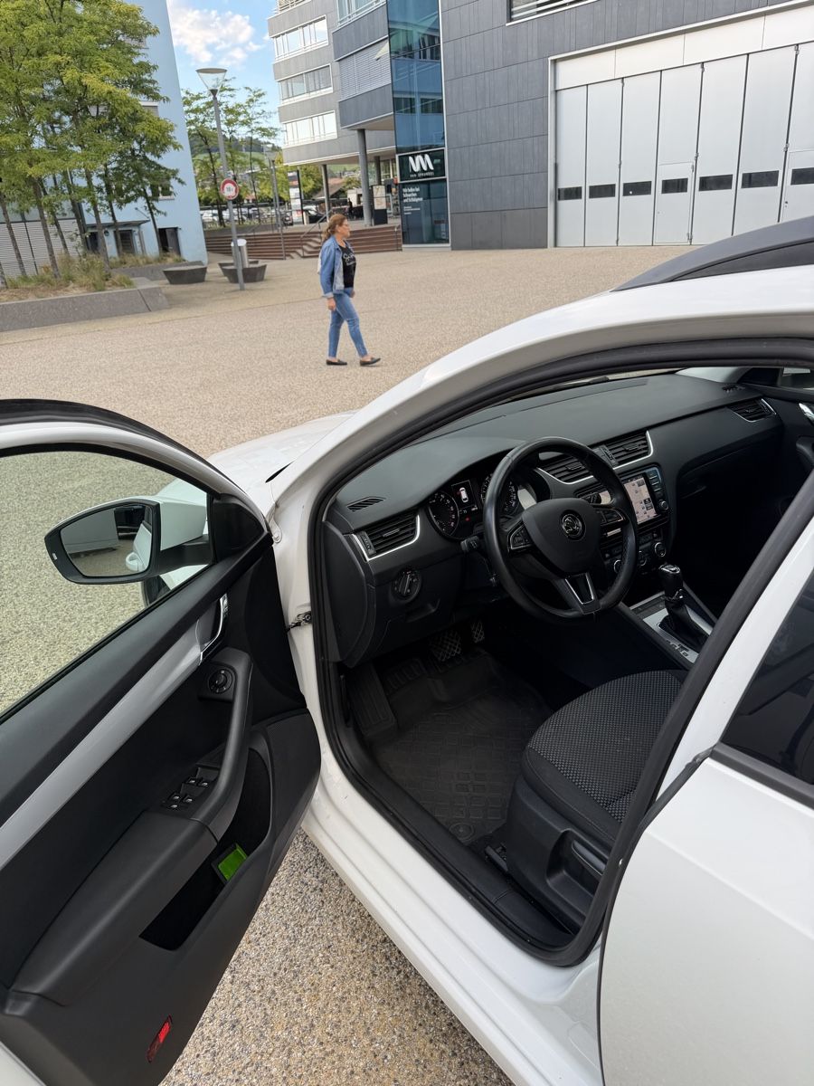 Automobili: Skoda Octavia 4x4 frisch MFK – Usato da Cham venduto da ABhome10 7