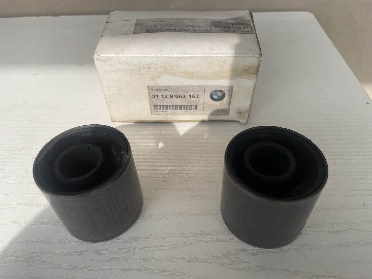 BMW Tutti pezzi di ricambio auto: BMW 3 E46 5 E34 | 2x Silentbloc bras triangle suspension – Nuovo e nell'imballaggio originale da Denges venduto da Ricautomotive