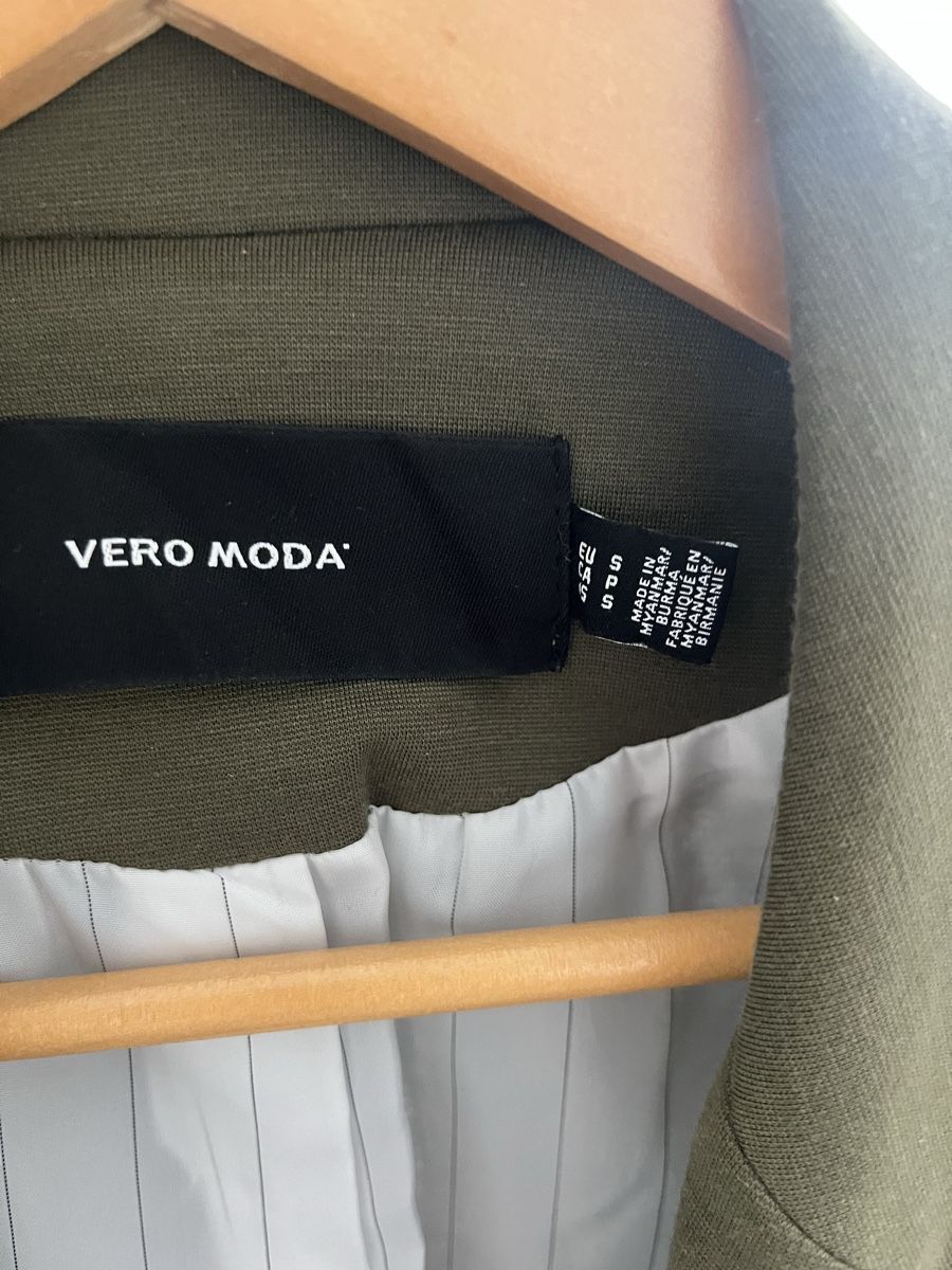 Vero Moda Jacken: Vero Moda Women's Blazer - Classy Green Style, Size S – Gebraucht aus Meilen von ana_qaz 3