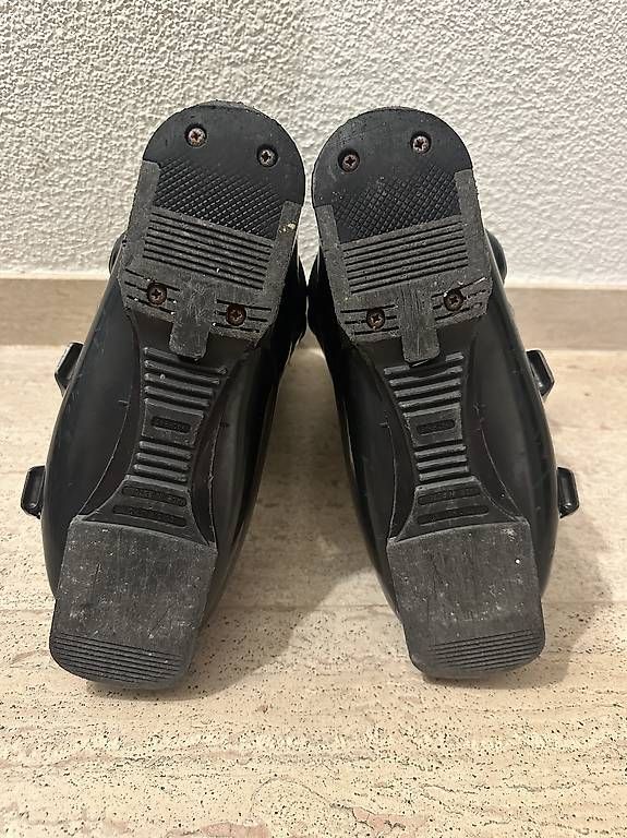 Chaussures hommes: Skischuhe 240-245mm. – D'occasion à Küssnacht am Rigi par mis_skz5 2