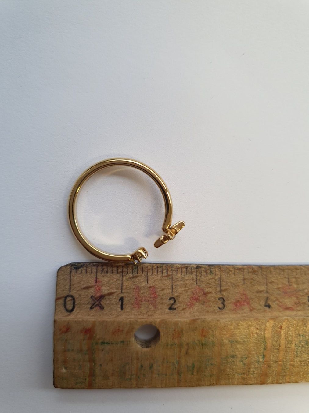 Guess Anelli: Schöner Ring von Guess mit Stern – Nuovo (secondo la descrizione) da Wettingen venduto da __Dom__ 1