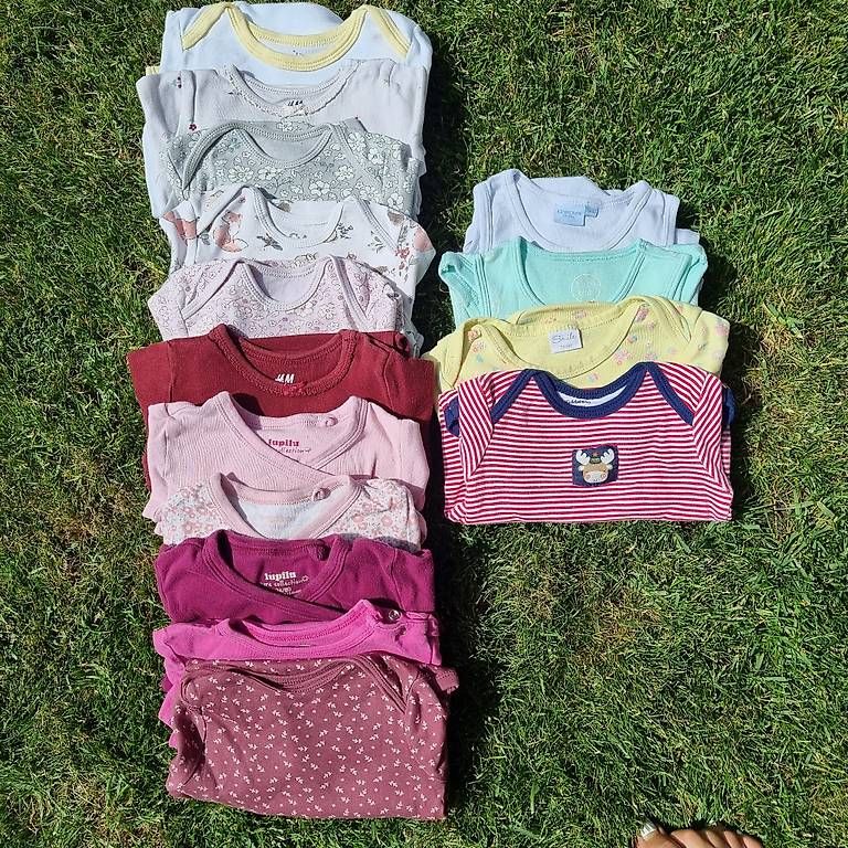 Lotti & Set di vestiti: Babykleider, Gr 74/80, Mädchen – Usato da Hägglingen venduto da TamaraDeVito 4