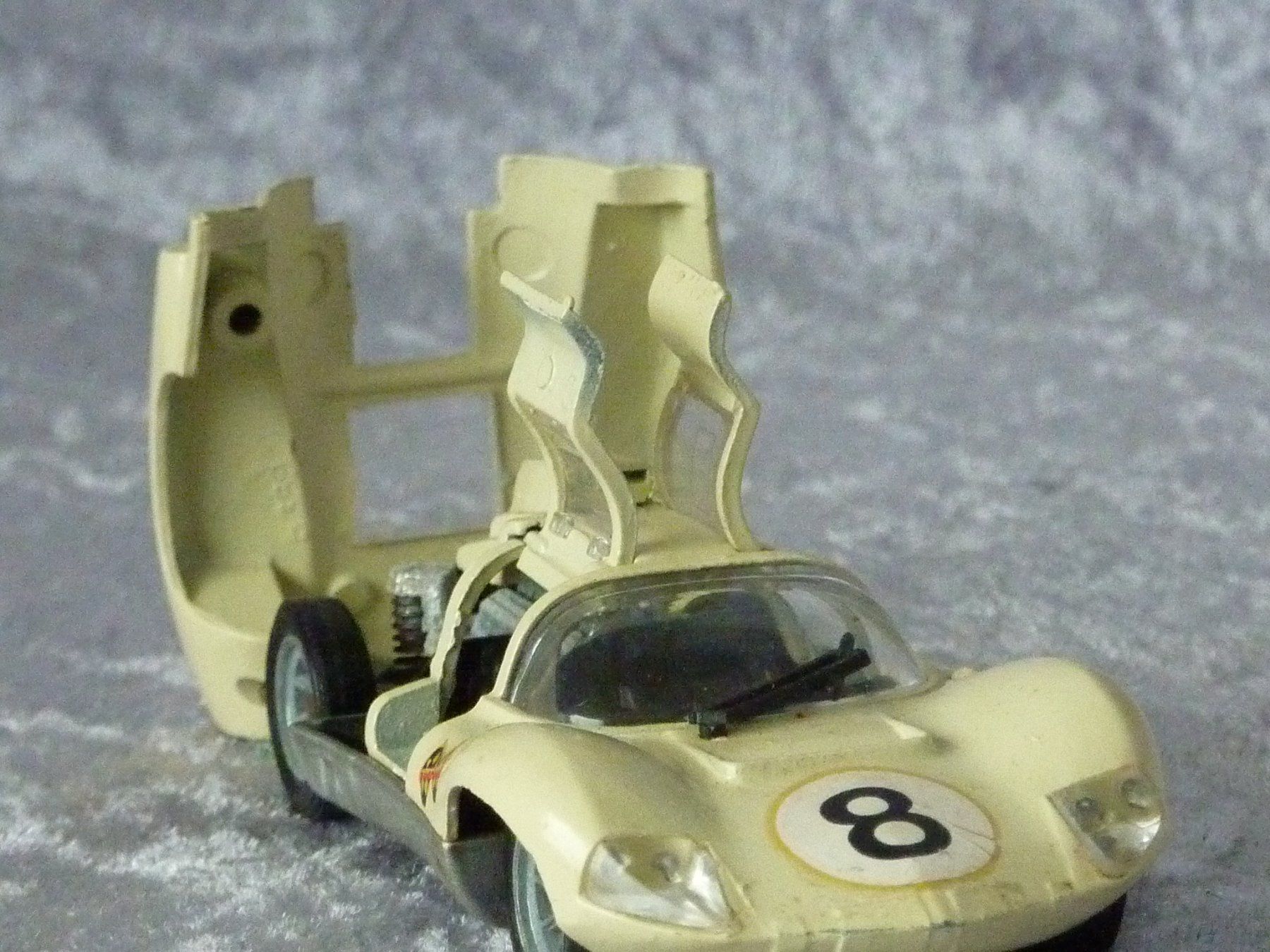 Modellini d'auto: Chaparral 2D 1:43 – Usato da Dürrenäsch venduto da modellautos4you 5