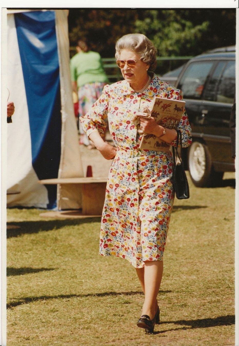 Foto & Immagini: Queen Elizabeth II, Windsor Horse Show – Usato da Frauenfeld venduto da Merk52