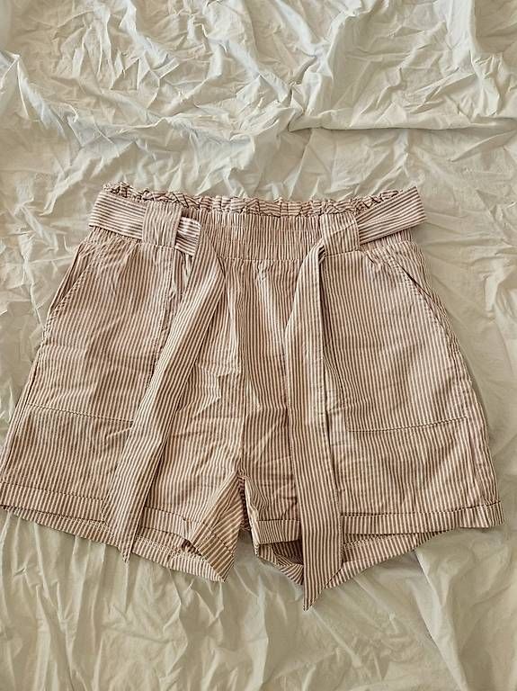 Pantaloni: Only Shorts Grösse XL (Rosa) – Usato da Schaffhausen venduto da tanja.herzog93